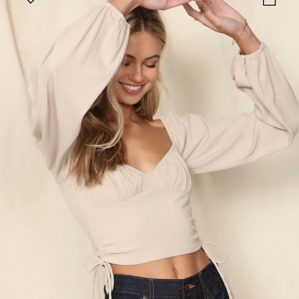 FASHION NOVA BEIGE LONG SLEEVE BLOUSE ⚡️
